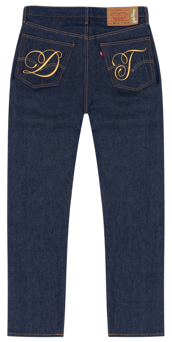 DT Metallic Gold Script 501 Selvedge